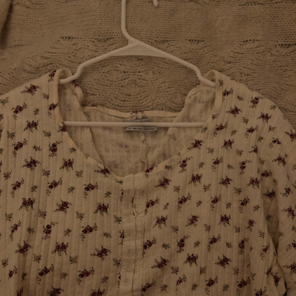 urban floral long sleeve !! - Picture 5 of 5